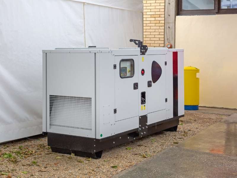Genset Pabrik dengan Berbagai Tipe yang Menguntungkan
