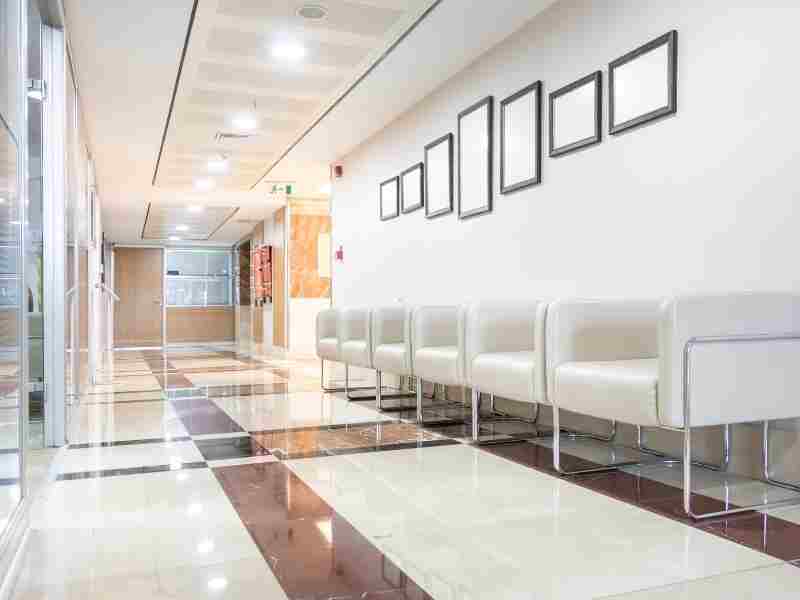 RS Orthopedi di Surabaya, Rumah Sakit dengan Fasilitas Lengkap